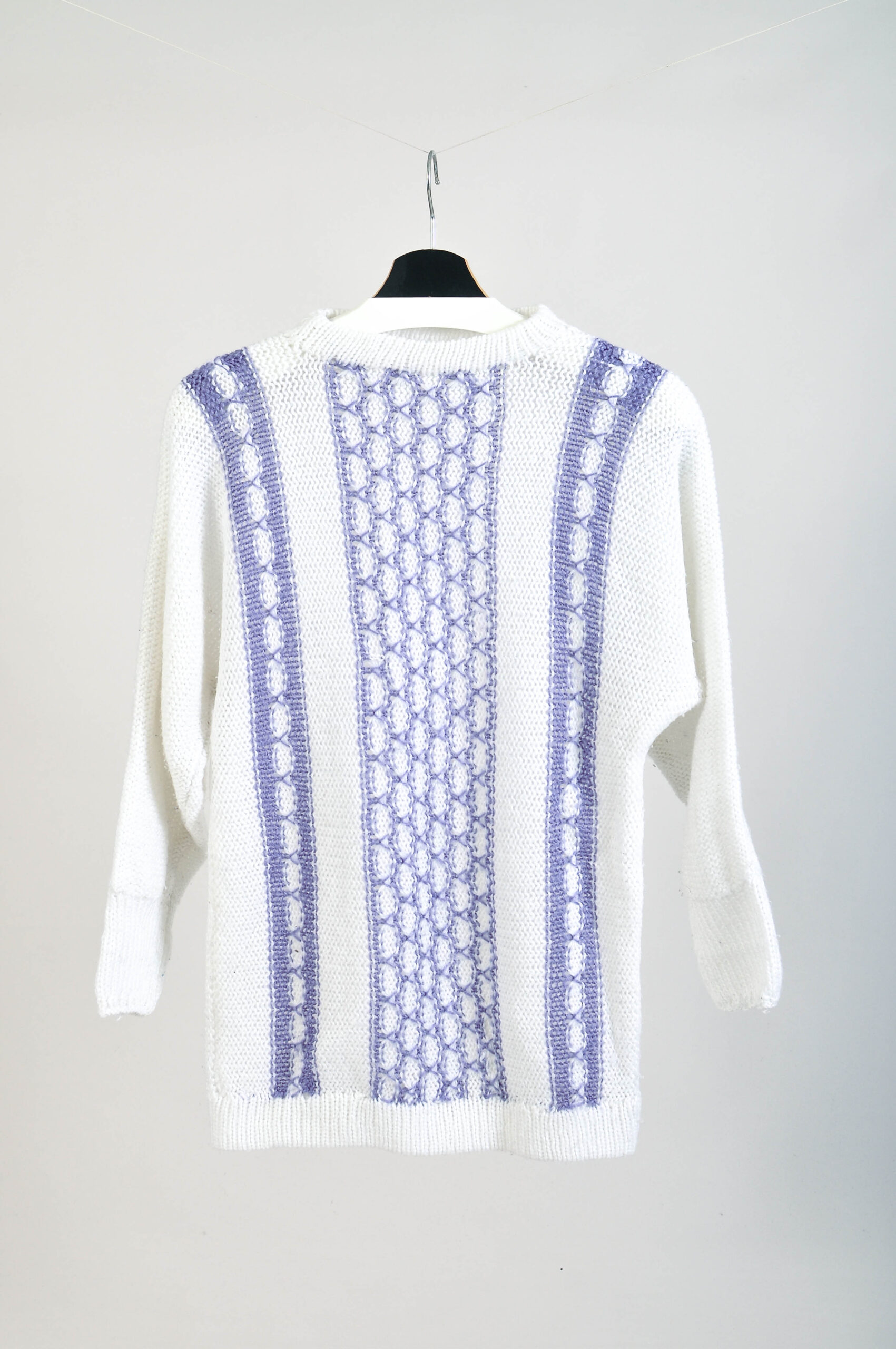 Vintage 80s White & Purple Knitwear – S