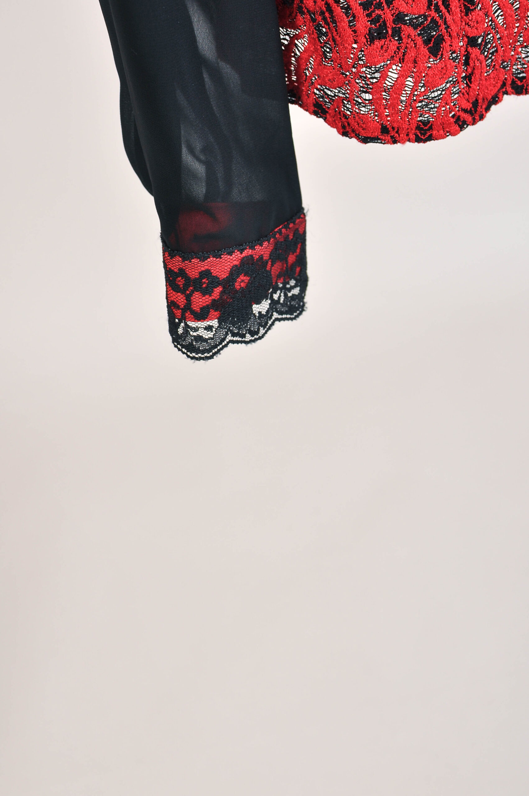 Vintage 90s Black & Red Lace Shirt – L/XL - Image 4