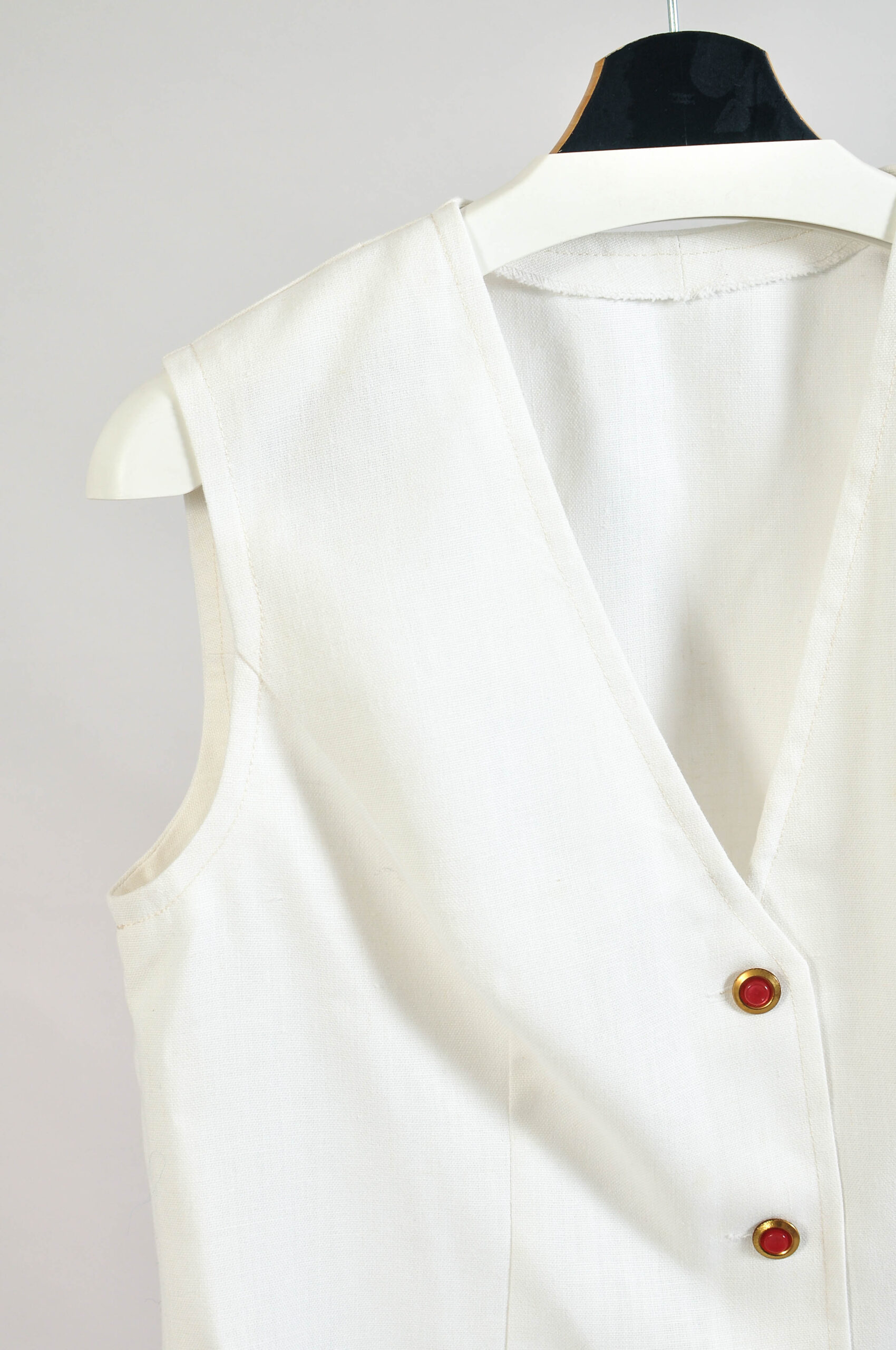 Vintage 90s Classic White Vest – XL - Image 4