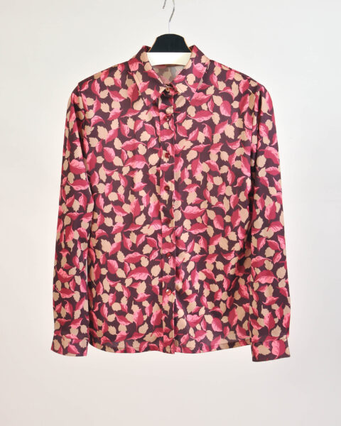 Vintage 90s Leaf Print Shirt – L