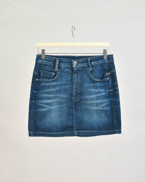 Vintage Y2K Mini Denim Skirt – M