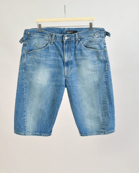 Vintage Y2K Levi's Engineered Shorts - XL